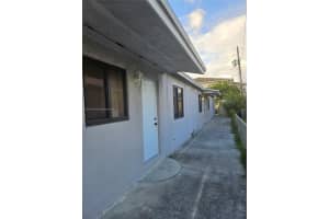 2245 Freedom St 1, Hollywood