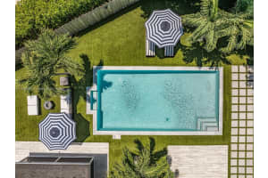 11504 Ne 6th Ave, Biscayne Park