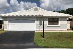 15025 Brighton Ln, Davie 15025 Brighton Ln, Davie