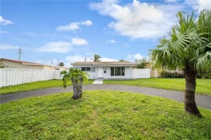 7560 Tropicana St 7560, Miramar