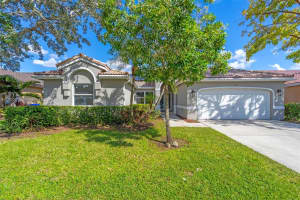 425 Sw 198th Ter ., Pembroke Pines 425 Sw 198th Ter ., Pembroke Pines