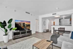 253 Ne 2nd St 1706, Miami
