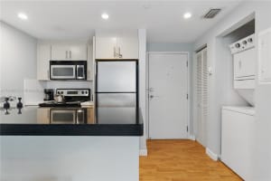 2129 Washington Ave 107, Miami Beach