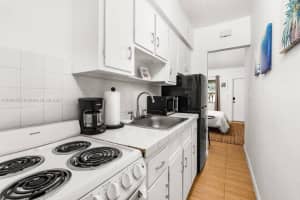 618 Ne 8th Ave 5, Fort Lauderdale