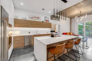 11111 Biscayne Blvd 1f, Miami