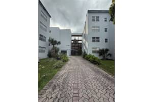 2850 Somerset Dr 202l, Lauderdale Lakes 2850 Somerset Dr 202l, Lauderdale Lakes