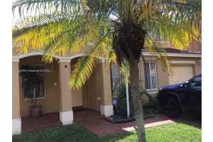 16530 Sw 96th Ter, Miami