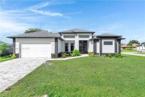 2218 Sw 25th St, Cape Coral