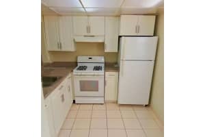 18051 Nw 68th Ave J102, Hialeah