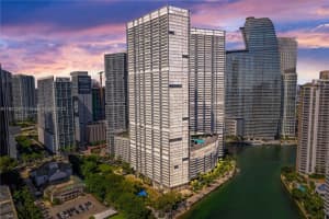 495 Brickell Ave 3802, Miami