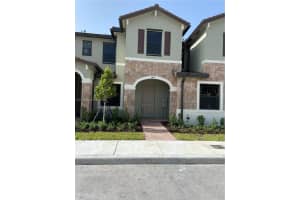 3412 W 111th Pl, Hialeah