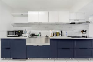 18001 N Bay Rd 505, Sunny Isles Beach