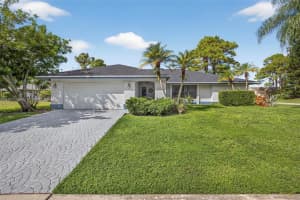 100 Miramar Ave, Royal Palm Beach