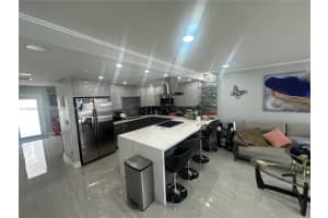 3666 Ne 167th St 30, North Miami Beach