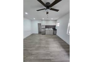 323 Washington Ave 6, Miami Beach