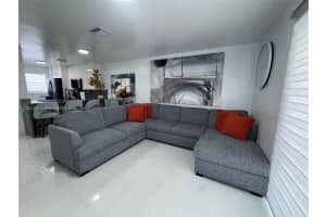 7965 Nw 8th St 23e, Miami
