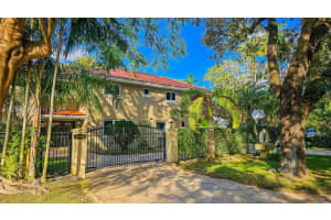 1543 Dorado Ave, Coral Gables