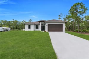 1689 Palmetto Ave, Lehigh Acres