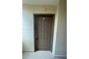 6960 Miami Gardens Dr 2-230a, Hialeah 6960 Miami Gardens Dr 2-230a, Hialeah