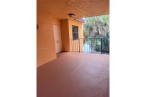 450 Commodore Dr 310, Plantation 450 Commodore Dr 310, Plantation