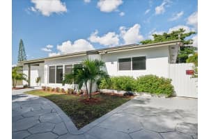 9371 Martinique Dr, Cutler Bay 9371 Martinique Dr, Cutler Bay
