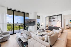 8701 Collins Ave 904, Miami Beach 8701 Collins Ave 904, Miami Beach