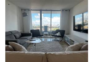 90 Alton Rd 1009, Miami Beach