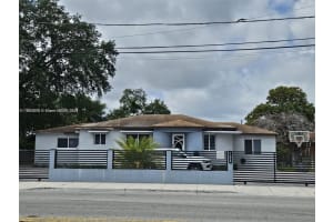 106 Se 4th Ave 2, Hialeah