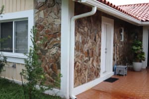 20022 Nw 58th Ct 1, Hialeah 20022 Nw 58th Ct 1, Hialeah