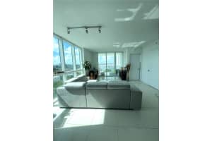 1871 Nw S River Dr 903, Miami