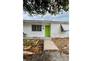 730 Nw 1st Ct 1-2, Hallandale Beach