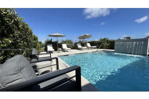 1120 98th St 303, Bay Harbor Islands