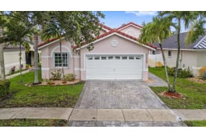 17610 Sw 4th Ct, Pembroke Pines