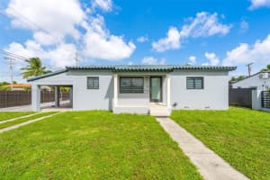 175 W 56th St, Hialeah