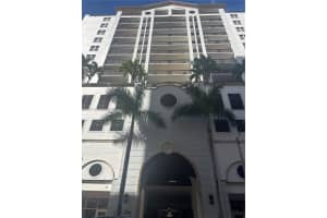 357 Almeria Ave 906, Coral Gables