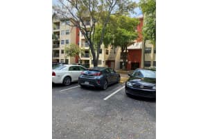 8120 Geneva Ct 554, Doral 8120 Geneva Ct 554, Doral