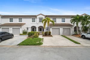 16829 Sw 1st Mnr, Pembroke Pines