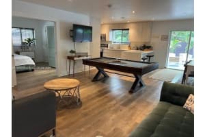 201 Ne 48th St, Miami