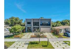 549 East Dr, Miami Springs