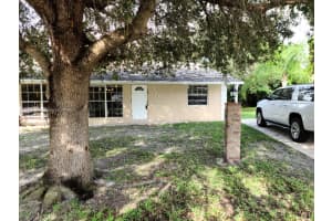 395 Se Norfolk Blvd 395, Stuart 395 Se Norfolk Blvd 395, Stuart