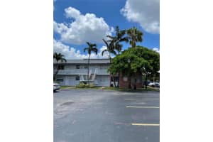 2051 Nw 81st Ave 524, Pembroke Pines