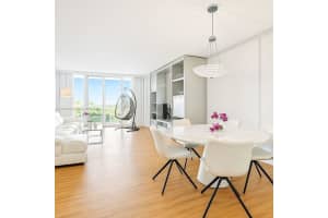 100 Bayview Dr 517, Sunny Isles Beach