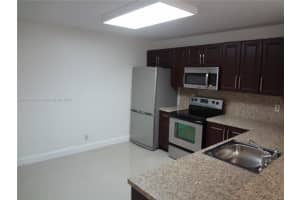 10125 W Sunrise Blvd 104, Plantation