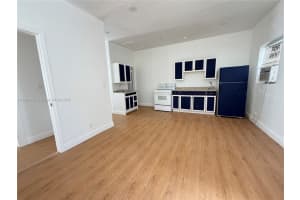 323 S 21st Ave A5, Hollywood