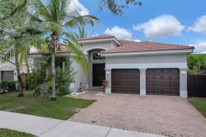 9067 Nw 182nd Ter, Hialeah 9067 Nw 182nd Ter, Hialeah