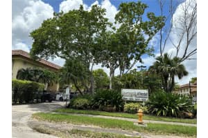 8600 Sw 109th Ave 4-211, Miami 8600 Sw 109th Ave 4-211, Miami