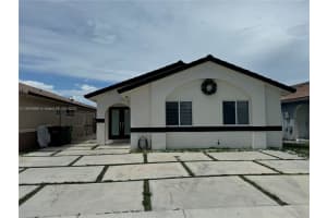 2875 W 72nd Ter, Hialeah