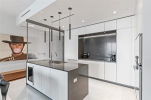 300 Biscayne Blvd Way 2505, Miami