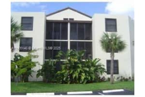 214 Lake Pointe Dr 109, Oakland Park