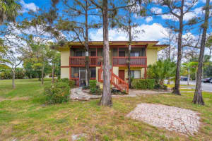 2062 Nw 43rd Ter 2, Lauderhill